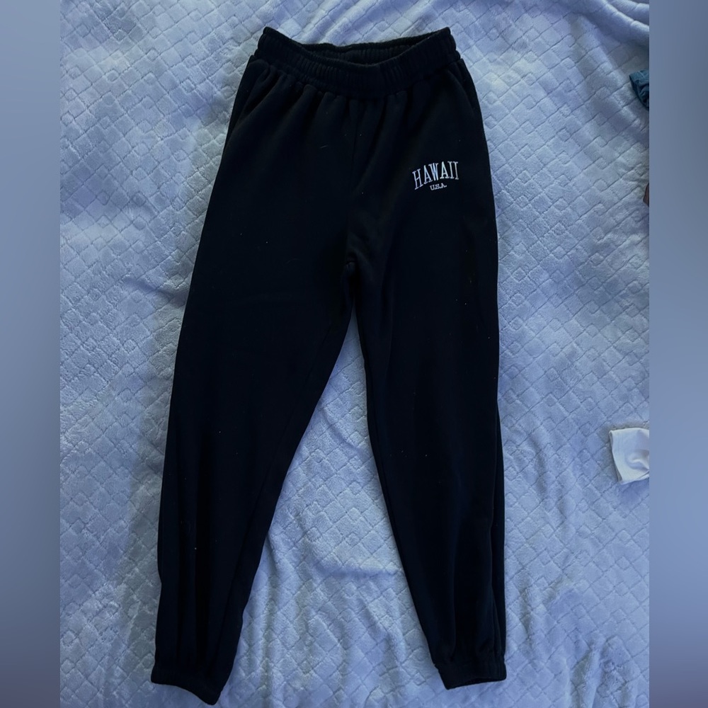 black hawaii sweatpants